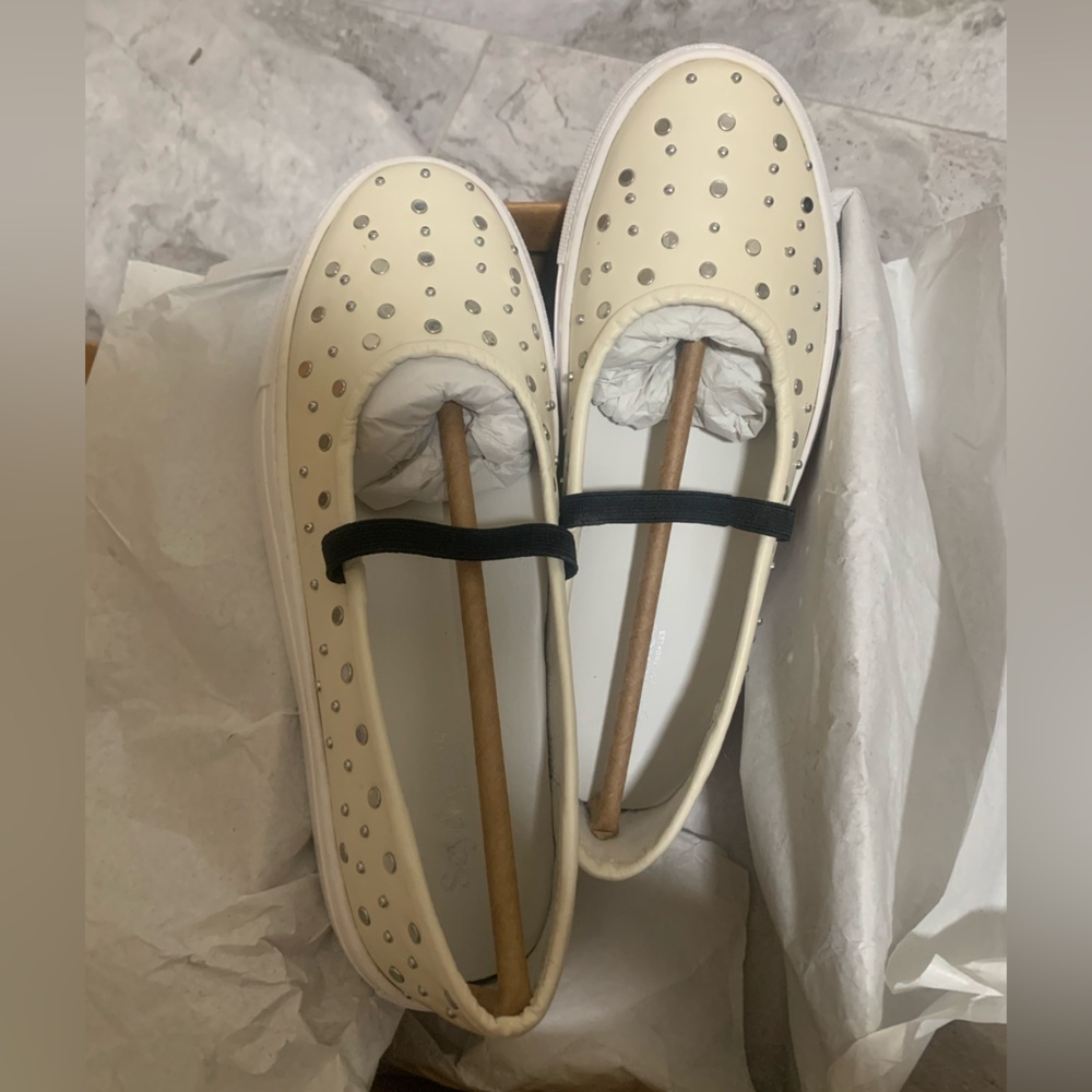 SEYCHELLES Ivory Studded Leather Ballet Flats with Black Strap - NWT Size 7.5